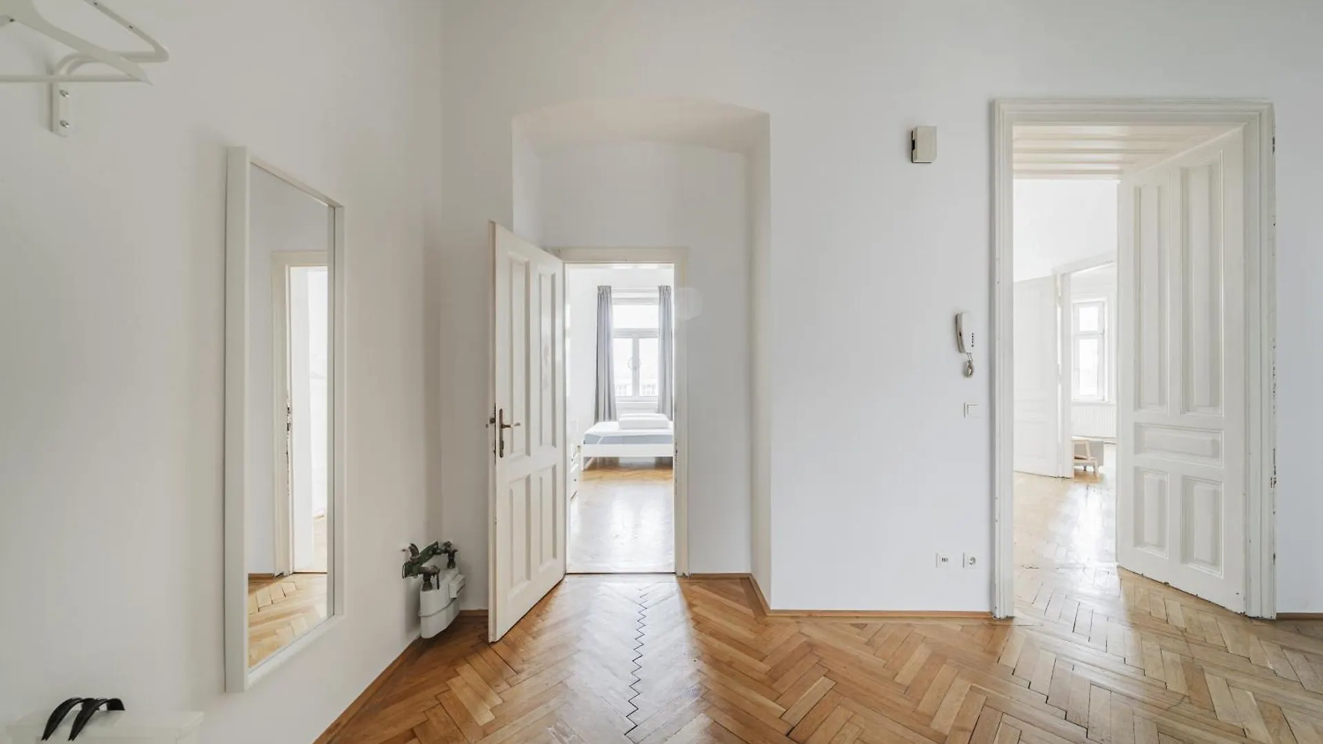 Family & Friends Hub Apartment Vienna
