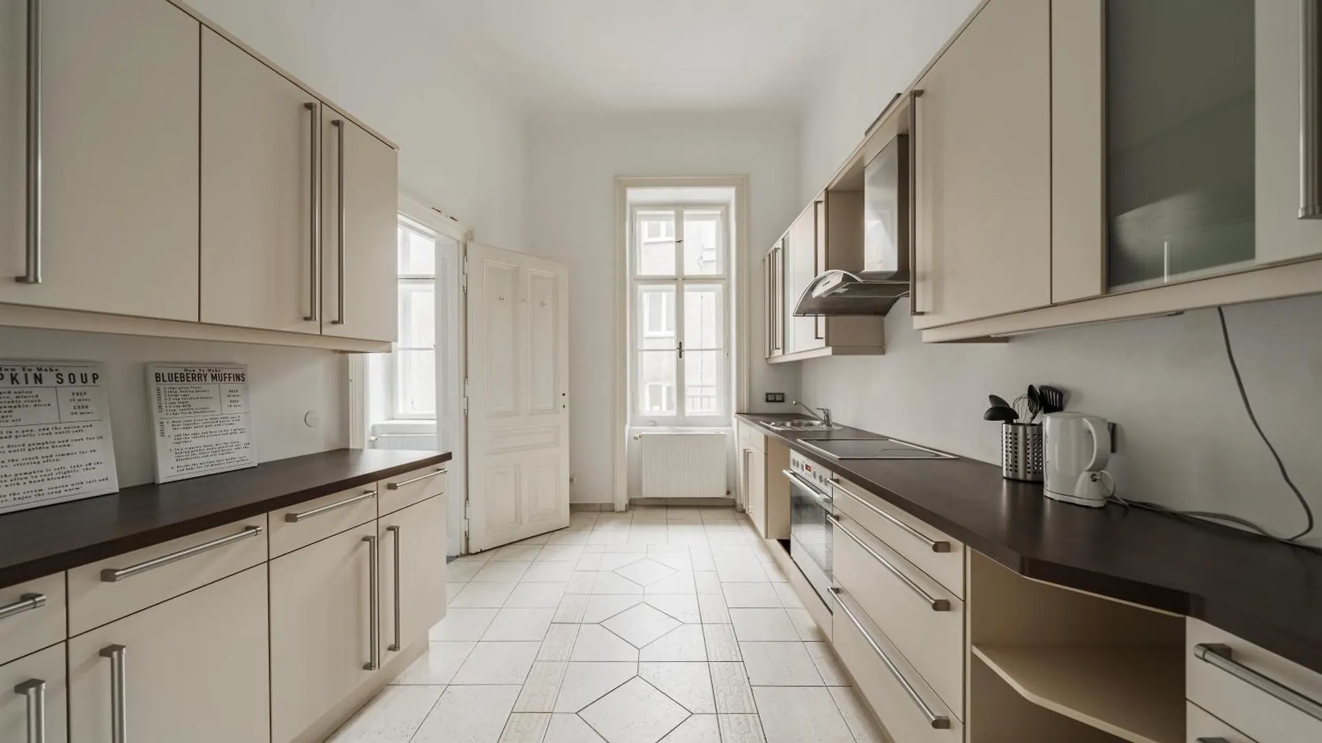 Family & Friends Hub Apartment Vienna